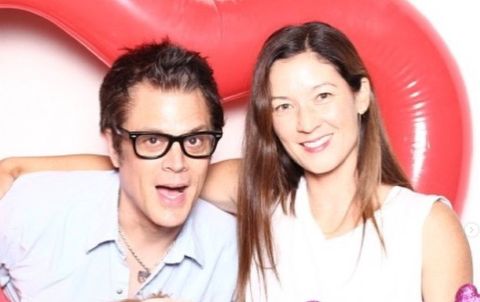 Johnny Knoxville and Naomi Nelson.